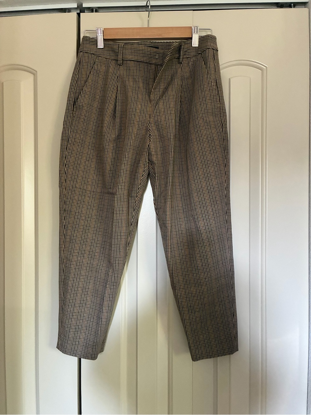 Banana Republic Brown & Black Checked Pleated Trousers